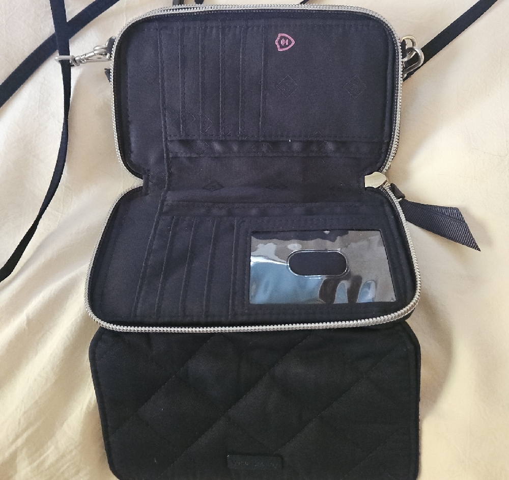 Vera Bradley Black Quilted Crossbody Bag - Picture 4 of 5